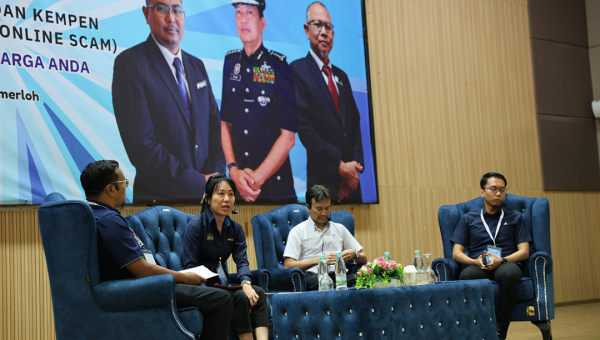 Program Pencegahan Jenayah Kewangan dan Kempen Kesedaran  Mengenai PenipuanDalam Talian (Online Scam):  “Perang Melawan Scam : Lindungi Diri dan Keluarga Anda” 