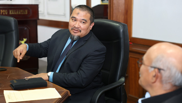 KNOWLEDGE SHARING PROGRAM WITH THE OFFICE OF THE DIRECTOR OF LAND AND MINERALS, KELANTAN