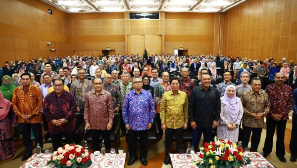 PERSIDANGAN PENYELIDIKAN GOVERNANS, INTEGRITI DAN ANTIRASUAH PERINGKAT KEBANGSAAN KALI KE-4 'PEMBANTERASAN RASUAH: BERTUNJANGKAN TATAKELOLA BAIK DAN PEMBUDAYAAN INTEGRITI'