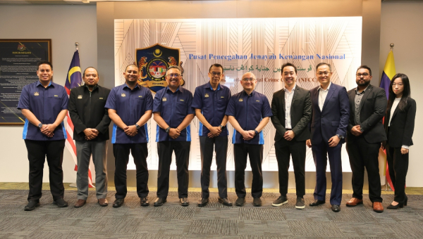 KUNJUNGAN HORMAT HATA KE NFCC - MEMPERKASAKAN PENGURUSAN ASET DIGITAL NEGARA