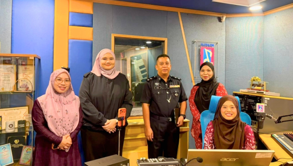 PUTRA FM RAKAN RANCANGAN PROGRAMME: NFCC COORDINATION WITH CCID, PDRM AND FBMK, UPM